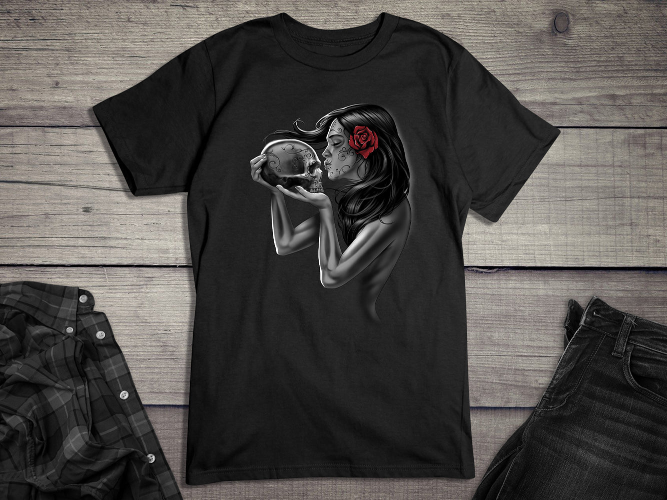 Day Of The Dead Kiss T-Shirt